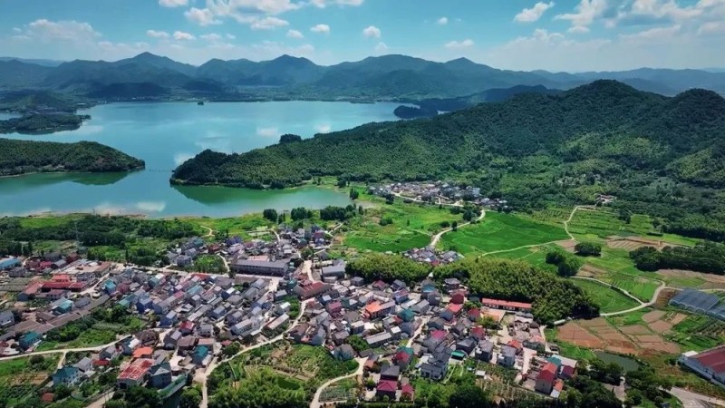 破山寻径 在“听”与“看”中触摸中国肌理