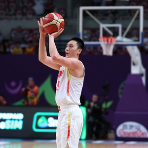😶全场梦游！胡明轩7中0未取分&仅得1板3助 三分5中0&正负值-11