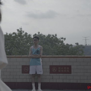 家暴纵火者死刑落地，“子告父”的陈昌雨在重建他的生活