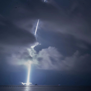捷龙三号火箭海上发射成功