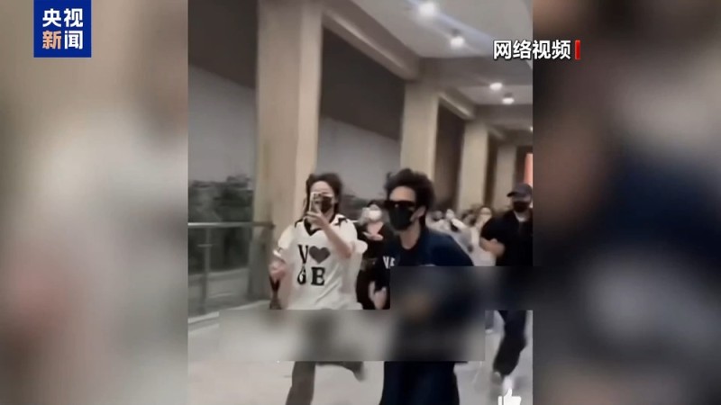 法治在线丨“饭圈”乱象，谁是幕后推手？该怎么整治？