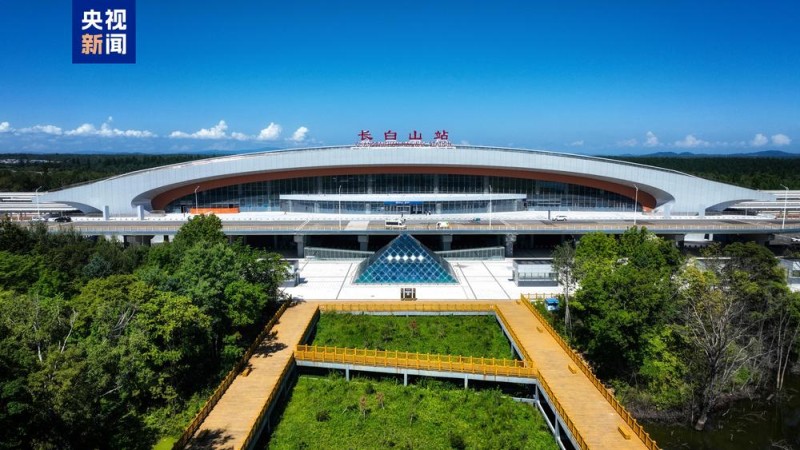运营前最后“热身” 沈白高铁开始按图试运行