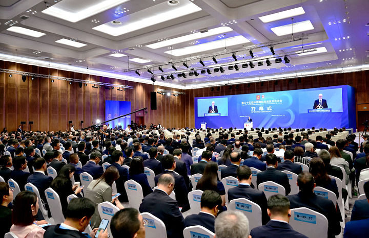 携手中国 投资未来――从第二十五届投洽会看“引进来”“走出去”新气象