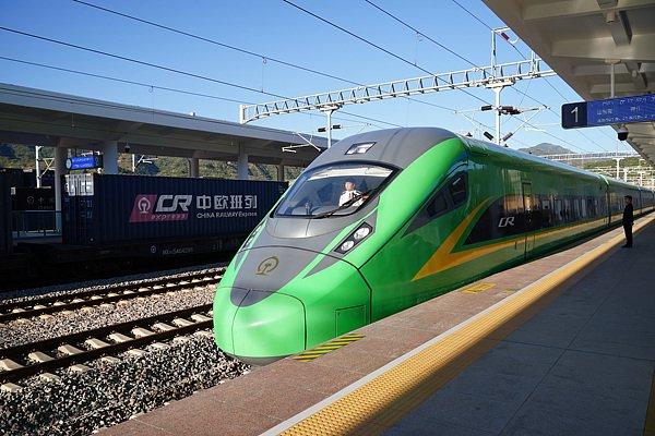 全球媒体聚焦丨知名学者杰弗里·萨克斯:中国开创了前所未有的全球治理模式