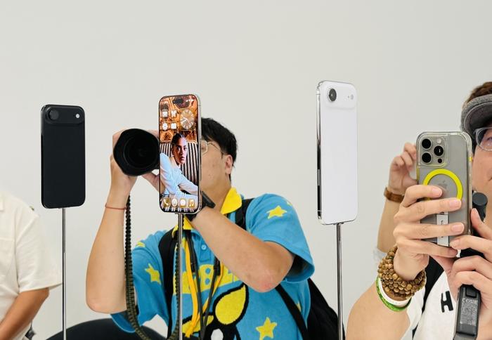 史上最薄iPhone来了,支持eSIM!苹果新机发布:这次大变样,加量不加价