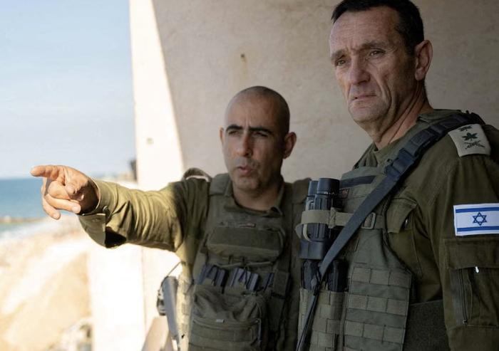 前以军总参谋长承认：加沙死伤人数达20万，胡塞高超音速弹道导弹袭击特拉维夫