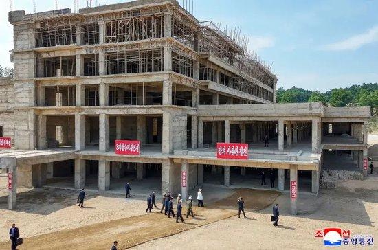 罕见！朝中社一天发布三条金正恩动态