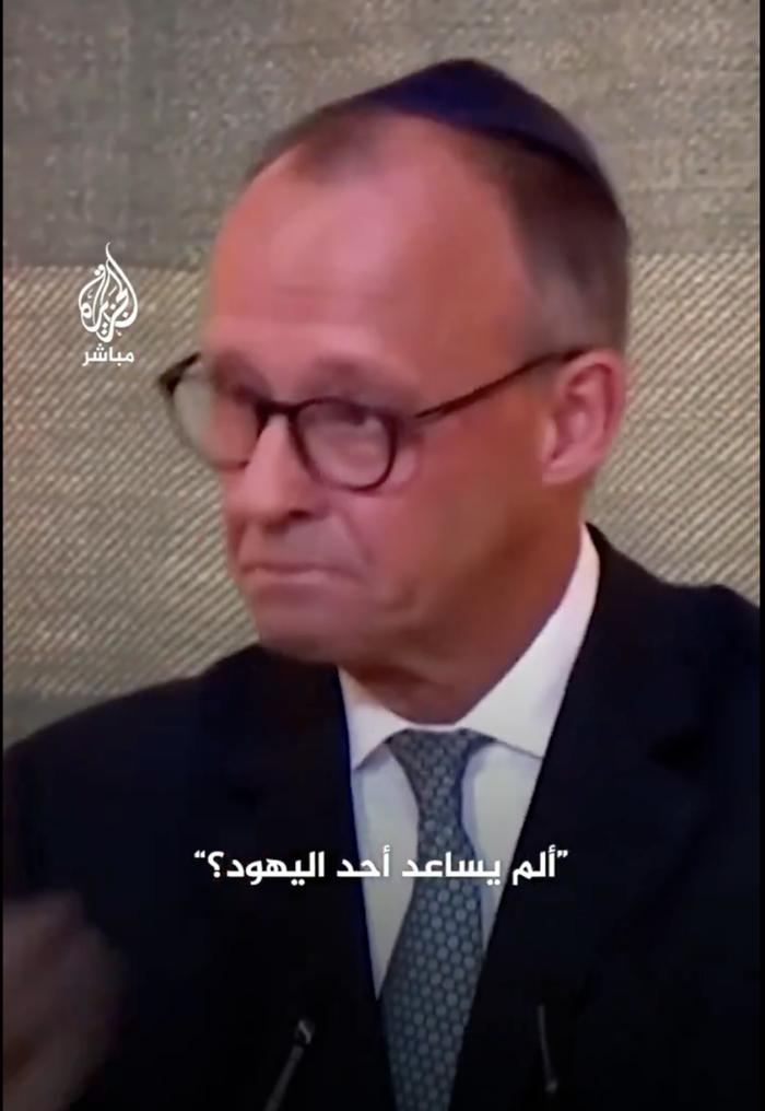 犹太教堂重新开放仪式上，默茨含泪誓言将对德国一切“反犹主义”宣战，言行引争议