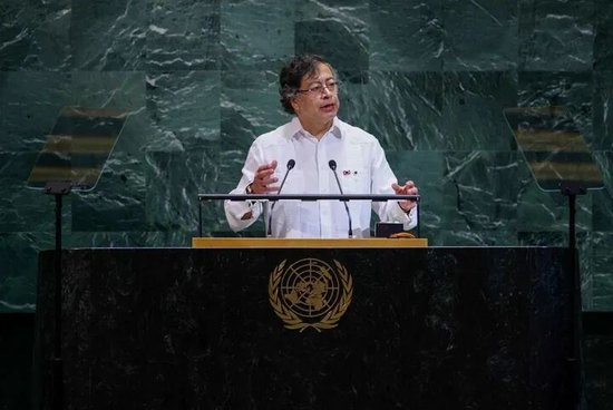 美国宣布吊销哥伦比亚总统签证