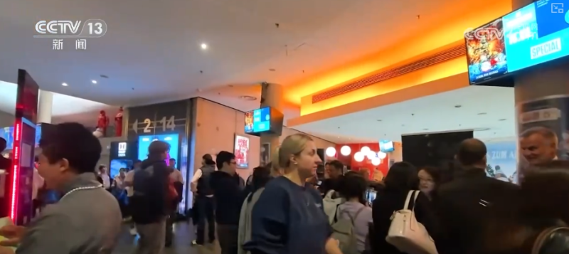多点开花、添薪蓄力！电影市场持续“沸腾” 从“新”出发中国故事扬帆出海