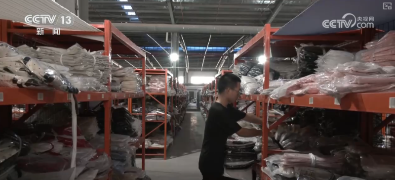 6亿件、超500亿元!生产车间里“嗒嗒”声奏响产业发展活力新节拍