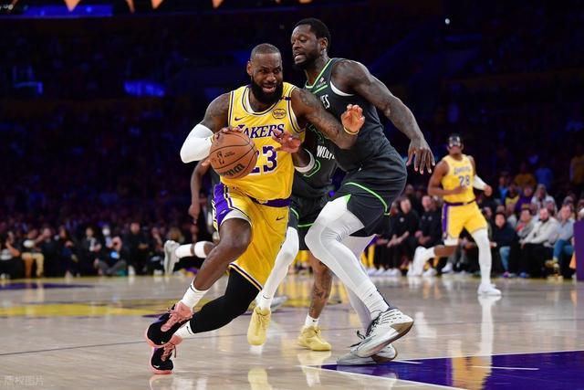 NBA40+得分榜出炉！张伯伦比率高达23.6% 科比在列 詹姆斯数据意外