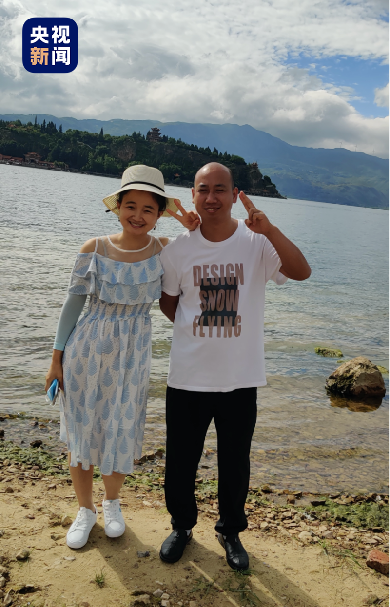 突发！公交司机被玻璃渣刺伤双目，极限操作救下一车人