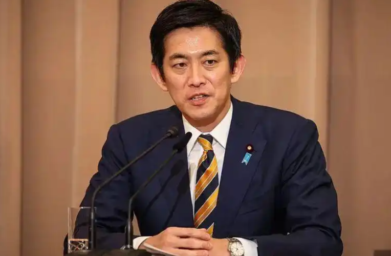7点出发｜女子误踩氢氟酸后去世，现场又挖出两瓶，最新情况→