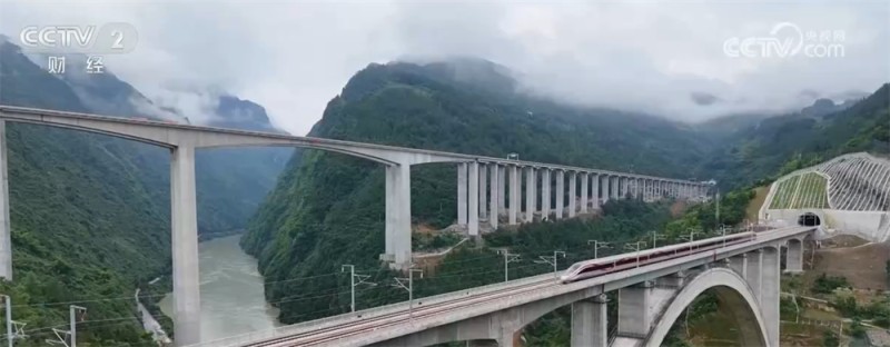 如何应对假期客流高峰，保通保畅保安全？这份出行“攻略”请收藏↓