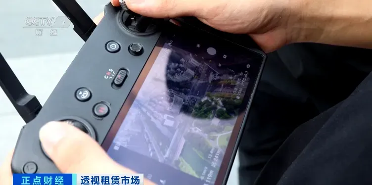 7点出发｜某户外品牌联手艺术家在喜马拉雅山脉放烟花？！官方通报→