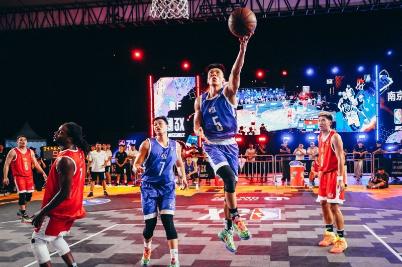 无限手套为新王加冕！NBA 3X年度总决赛完美收官