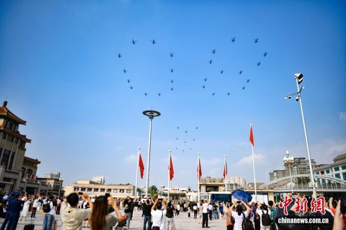 外媒：中国“里程碑”式阅兵令人印象深刻，人民深感自豪
