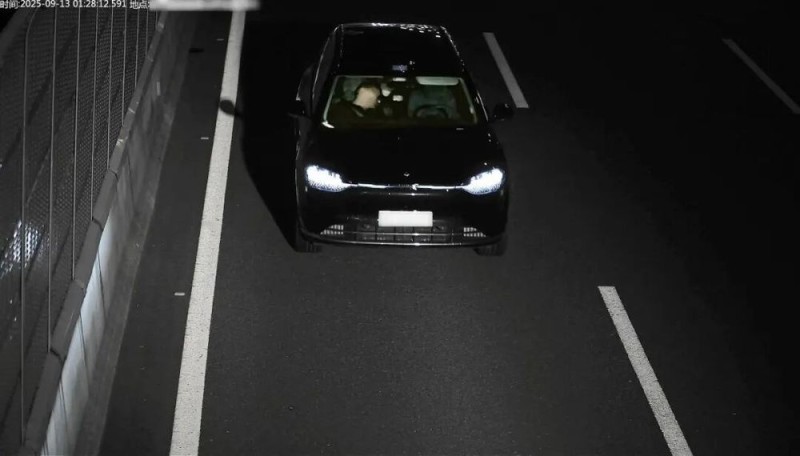太危险！男子酒后在副驾驶睡觉，用“智驾神器”开车20分钟，法院判了→