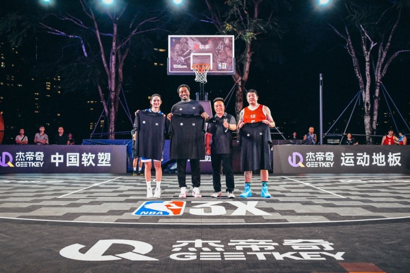 无限手套为新王加冕！NBA 3X年度总决赛完美收官