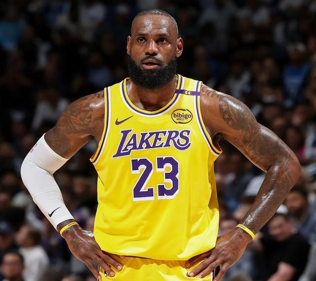 1年5263万美金！历史首人！老詹敢为天下先，NBA联盟要小心了