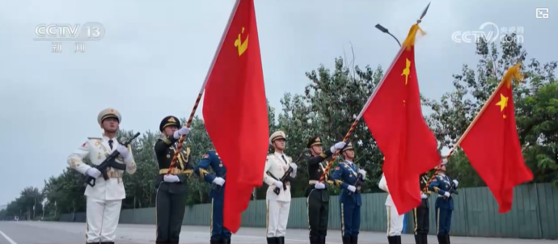 “最帅天团”仪仗方队如何练成？