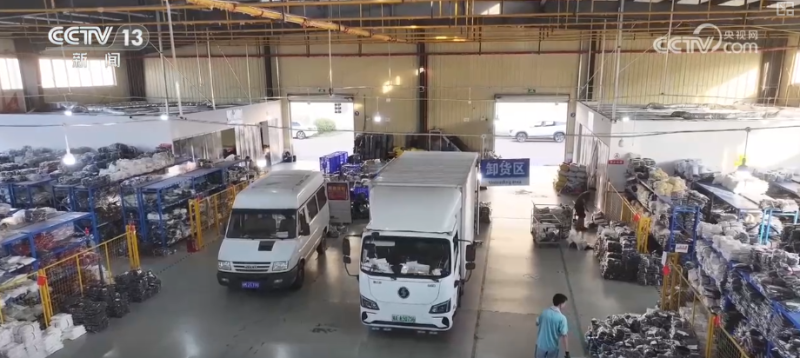 6亿件、超500亿元!生产车间里“嗒嗒”声奏响产业发展活力新节拍