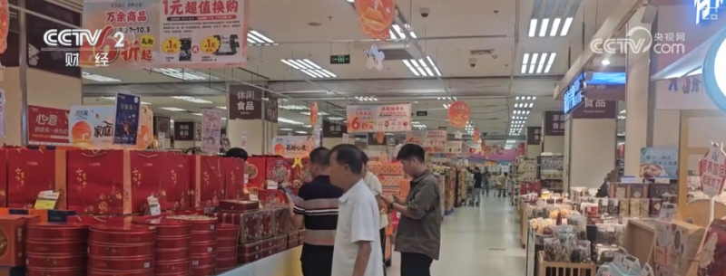 去繁就简成“宠儿”！月饼包装“轻装上阵”备受消费者青睐