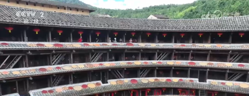 从“晒秋”到“售秋” “非遗+民俗”成为当地村民的“增收密码”