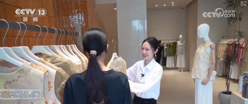 6亿件、超500亿元!生产车间里“嗒嗒”声奏响产业发展活力新节拍