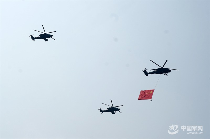 我在阅兵现场｜空中梯队，致敬胜利