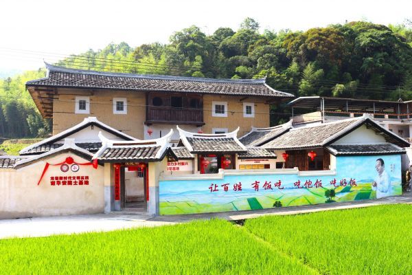 【理响中国・一线探新】福建龙岩：文明新风润乡土