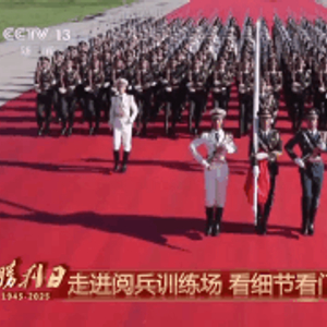 探访阅兵训练场：哪些方队将“劈枪”？“最帅天团”如何练成？