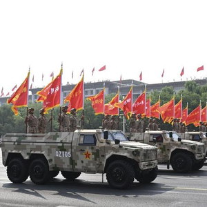 拾光纪·党旗所指正是军旗所向，九三阅兵上的这些旗帜令人心潮澎湃