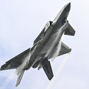空警-500、歼-16、轰-6K、运油-20A、歼-20飞行员：我们多飞一米 祖国的空天就多一分安全