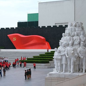 【央视快评】更好为党育才为党献策