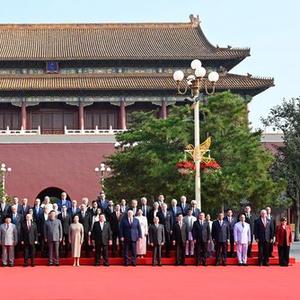 致敬民族英雄历史，坚定和平发展信念，中国胜利日大阅兵令世界瞩目