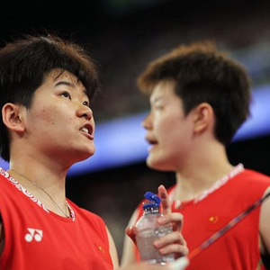 中国羽毛球大师赛女双1/4决赛：圣坛组合战胜日本组合 晋级半决赛