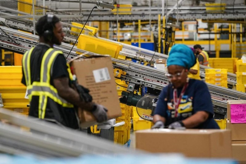 亚马逊再裁员1.4万人,美国就业市场进入寒冬