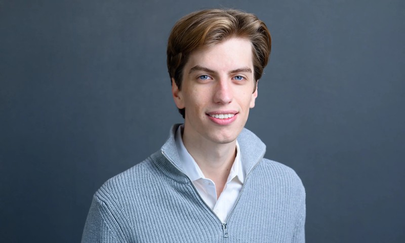 前OpenAI研究员如何将一则爆红网络的AI预言变现?