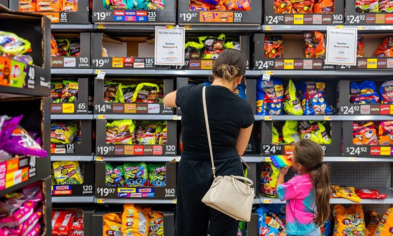美国糖果涨价,近八成消费者称万圣节不得不缩减开支