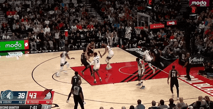 上场5分钟，得2分，1个篮板，杨瀚森体验NBA万事开头难