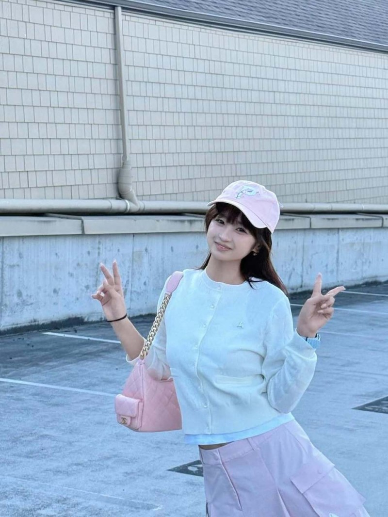 拒绝沉默！杨瀚森女友赴美陪伴遭网暴 勇敢回击展现鲜明态度