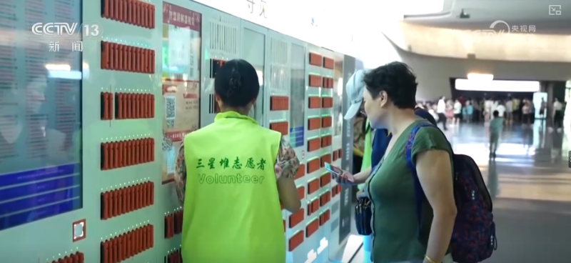 “潮”出消费新活力！文化IP跨界创新赋能传统文化全龄段“活态传承”