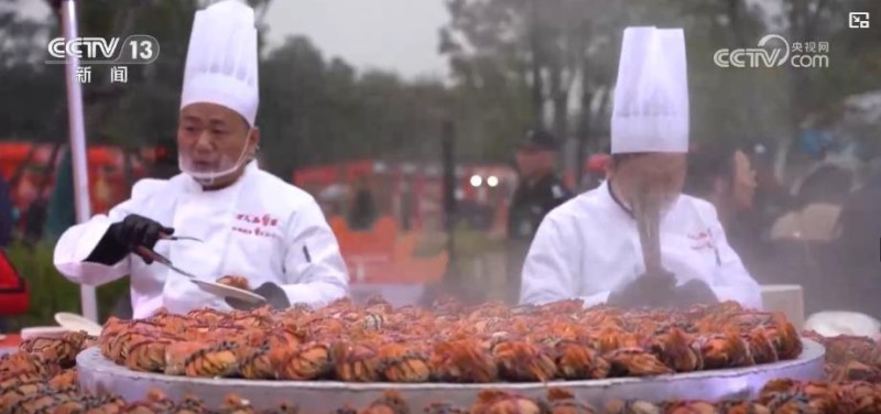 品蟹宴、捕鱼乐、果菜香!共享金秋丰收喜悦 多地特色田园体验点燃乡村文旅消费热