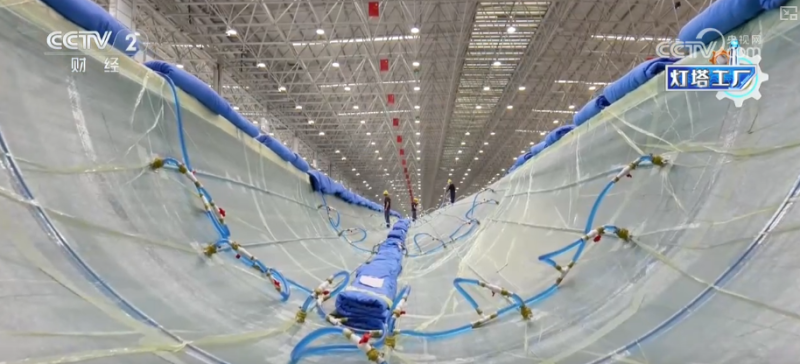 从“追赶者”向“领跑者”跃迁 “灯塔”之光照亮“中国智造”