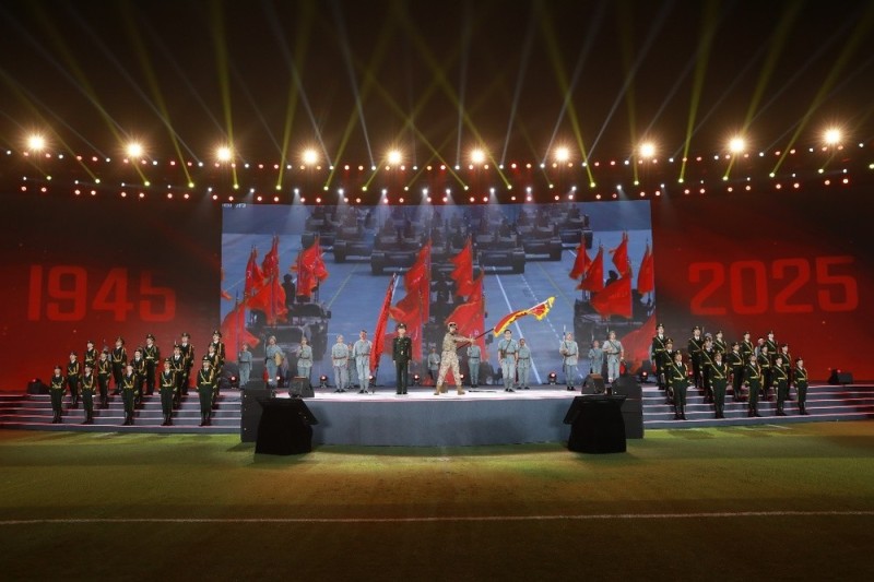 青春华章丨战旗映山河 精神永赓传