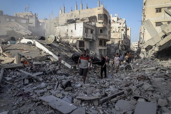 谈判在即 以色列发动近百次袭击 加沙停火面临三重挑战