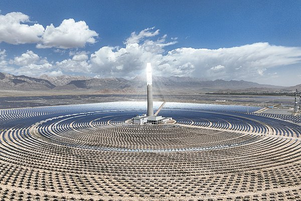 英媒关注中国成全球头号电力王国，“美国愚蠢后退，中国就是赢家”