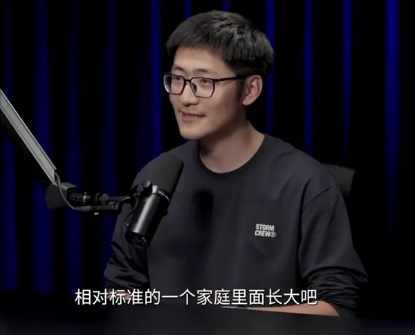 宗馥莉辞职原因曝光！商标使用不合规，将独立经营娃小宗；曹德旺回应做慈善慷慨但对员工苛刻：用的个人的钱；微软新一轮裁员补偿N+4丨雷峰早报